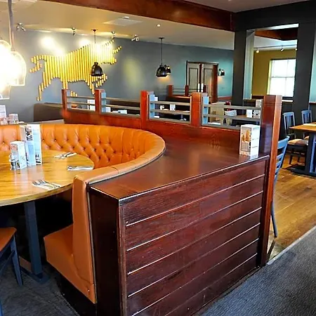 Hotel Premier North West York